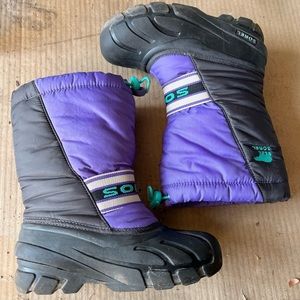 Girls Sorel Snow Boots Size 2